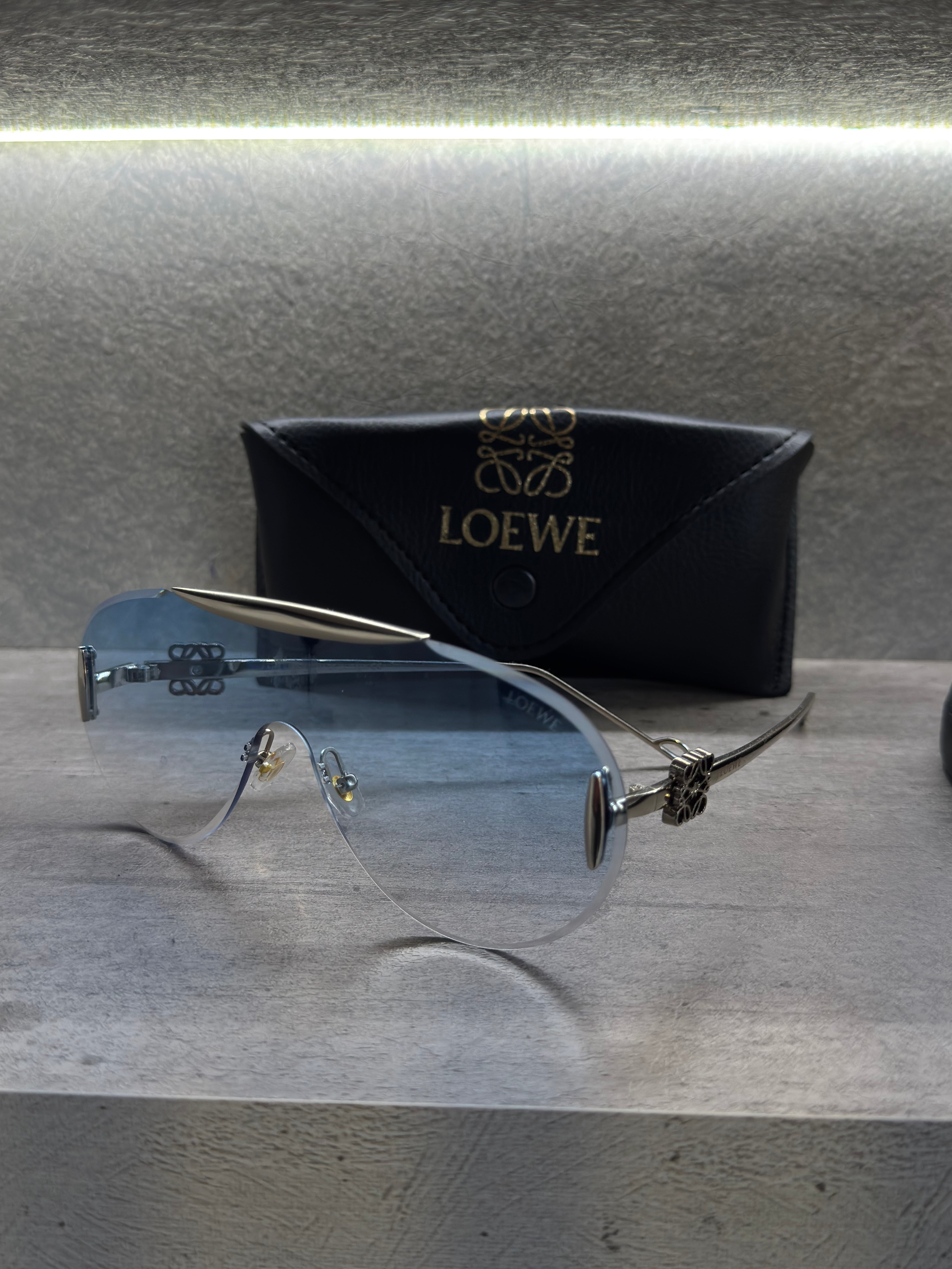 ΓΥΑΛΙΑ LOEWE - 1077