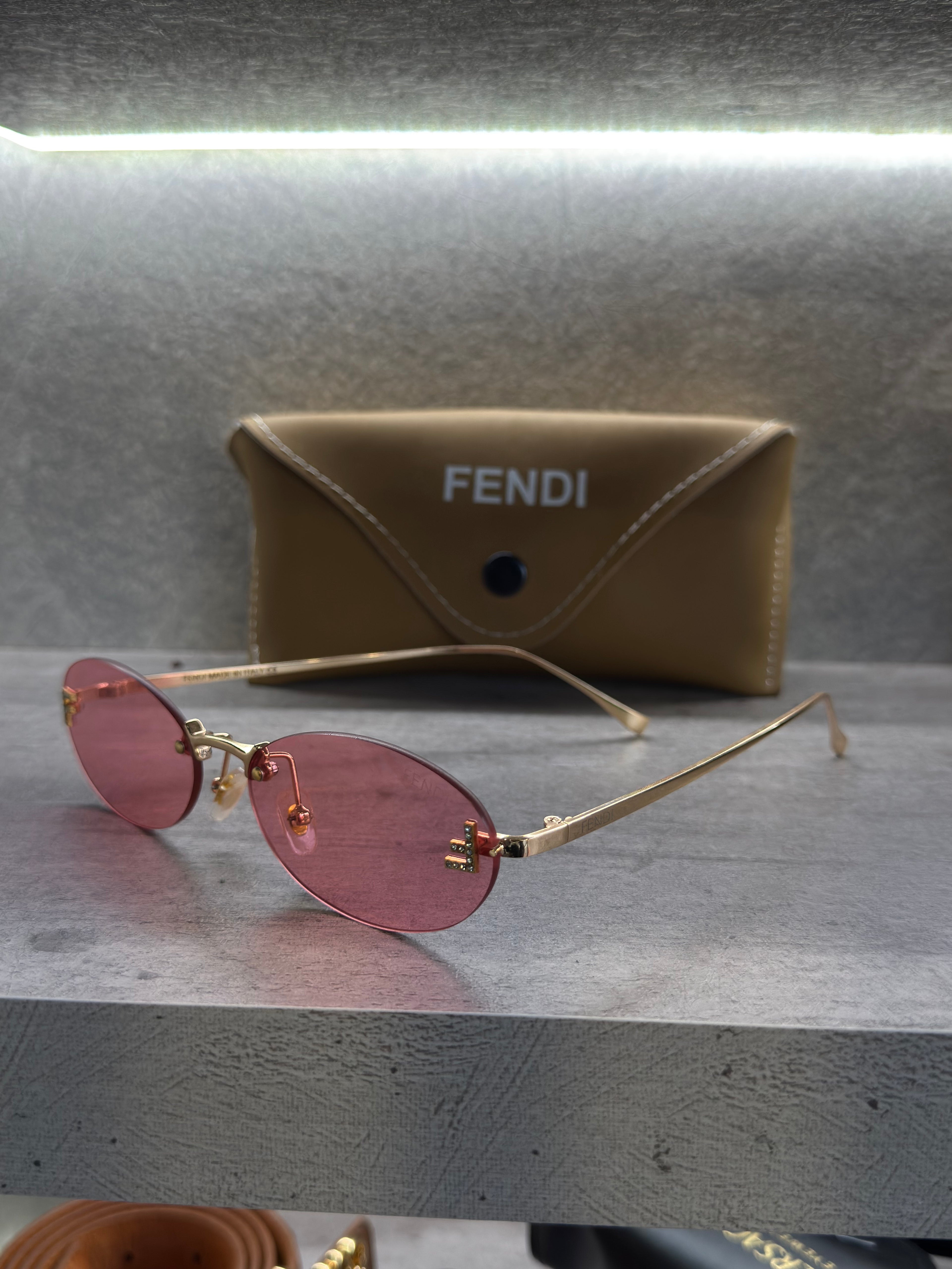 ΓΥΑΛΙΑ FENDI- 1065